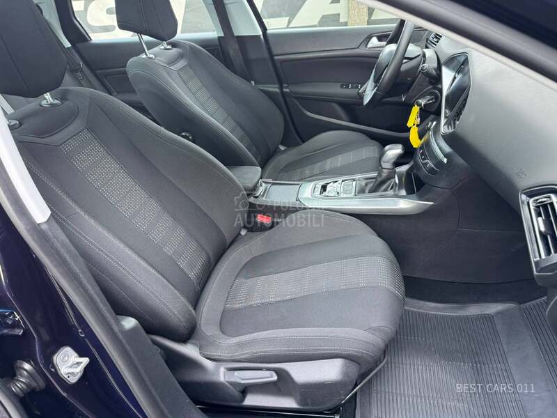 Peugeot 308 1.6 blue-HDI