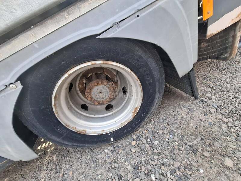 Mercedes Benz ATEGO 823