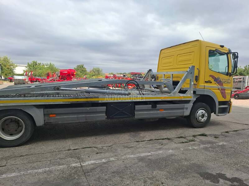 Mercedes Benz ATEGO 823