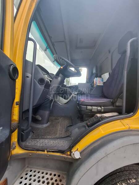 Mercedes Benz ATEGO 823