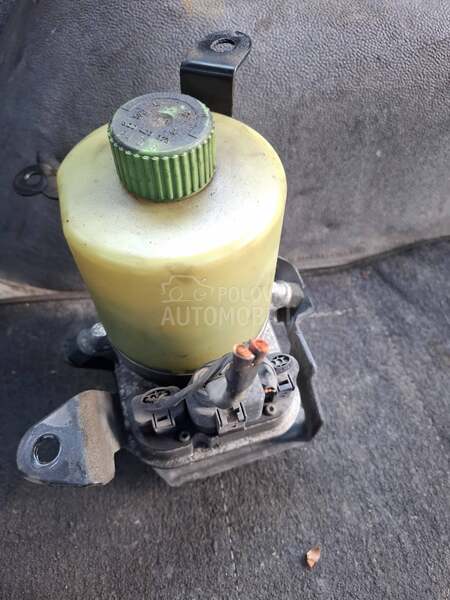 servo pumpa