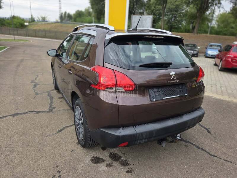 Peugeot 2008 1.2