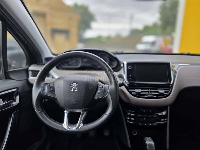 Peugeot 2008 1.2