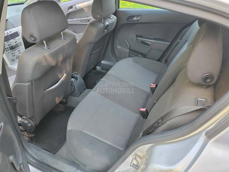 Opel Astra H 1.7 CDTI