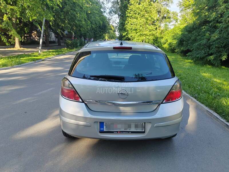 Opel Astra H 1.7 CDTI