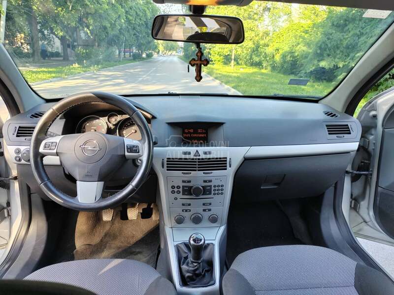 Opel Astra H 1.7 CDTI