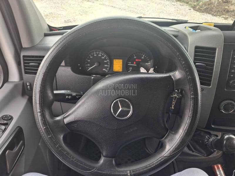 Mercedes Benz Sprinter 