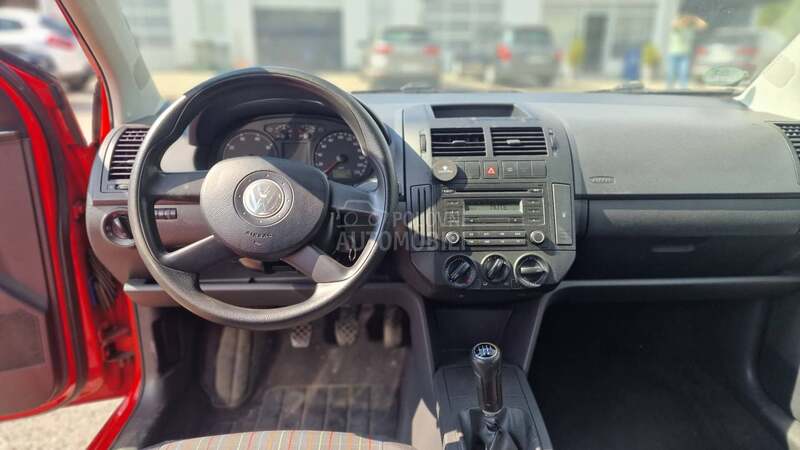 Volkswagen Polo 1.2b 4v/klim/cd