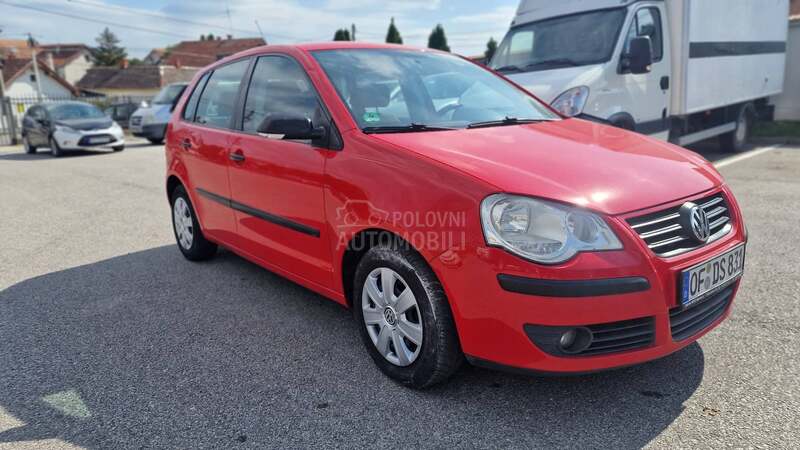 Volkswagen Polo 1.2b 4v/klim/cd