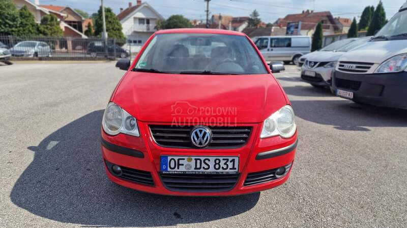 Volkswagen Polo 1.2b 4v/klim/cd