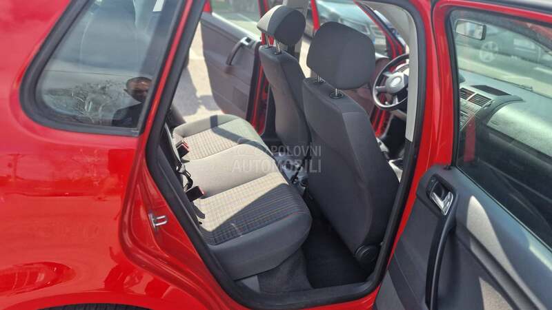 Volkswagen Polo 1.2b 4v/klim/cd