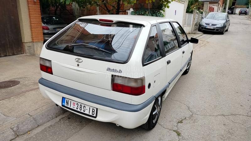 Zastava Florida In 1.3