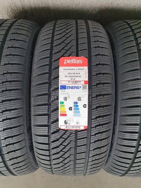 Petlas 235/40 R19 Zimska