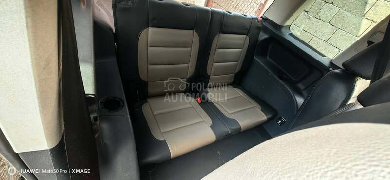 Volkswagen Touran 1.4 Tsi