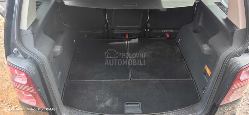 Volkswagen Touran 1.4 Tsi