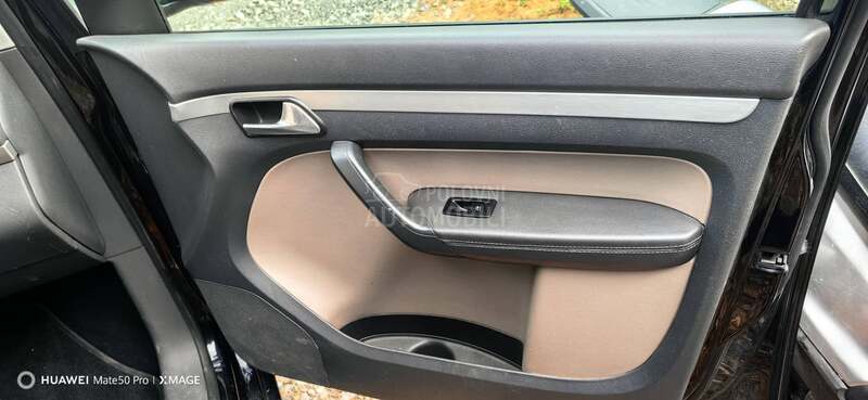 Volkswagen Touran 1.4 Tsi