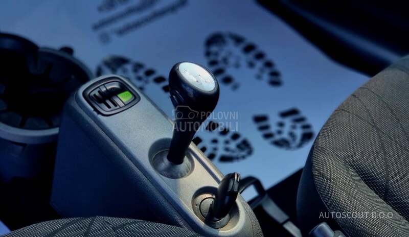 Smart ForTwo 1.0 MHD servo/pano