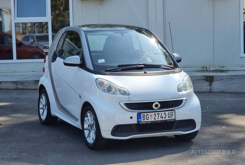 Smart ForTwo 1.0 MHD servo/pano