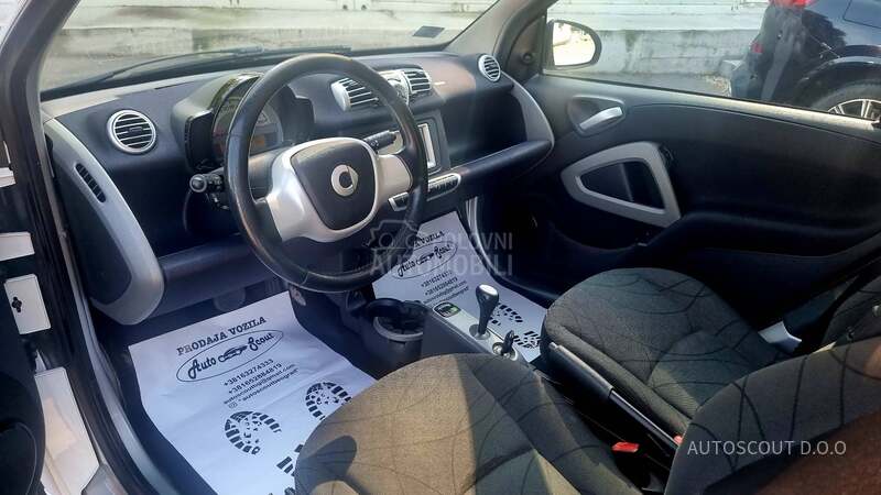 Smart ForTwo 1.0 MHD servo/pano