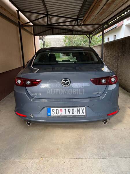 Mazda 3 2.0