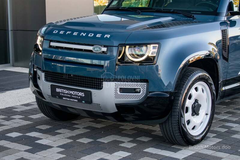 Land Rover Defender SE  D250