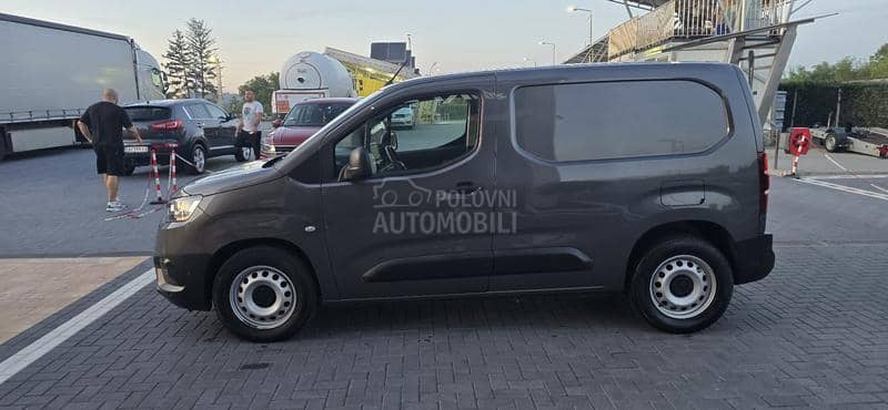 Toyota Proace City 1.5D/33 000 k m