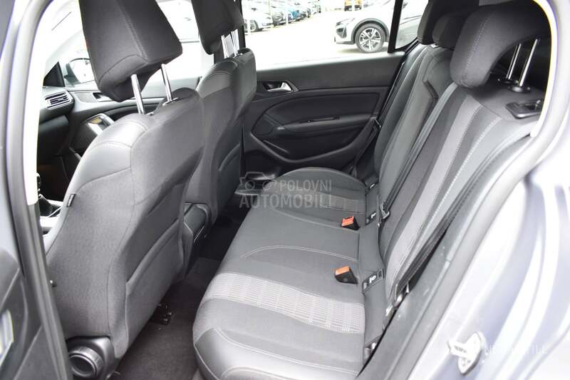 Peugeot 308 Allure 1.5Hdi MT