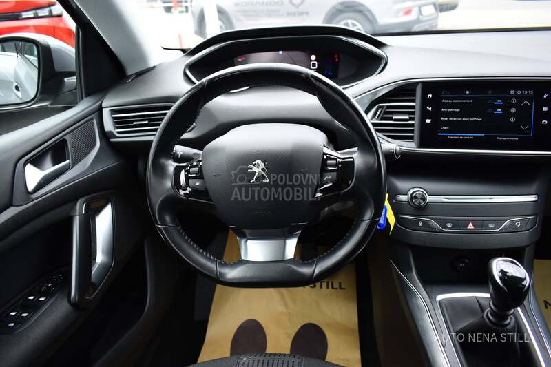 Peugeot 308 Allure 1.5Hdi MT
