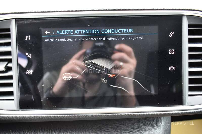 Peugeot 308 Allure 1.5Hdi MT