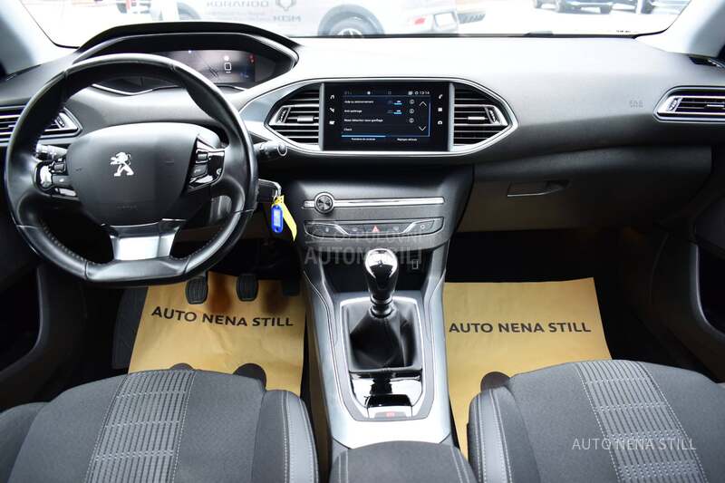 Peugeot 308 Allure 1.5Hdi MT
