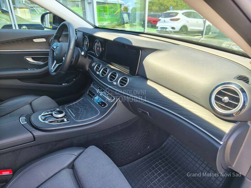 Mercedes Benz E 200 2.0 D