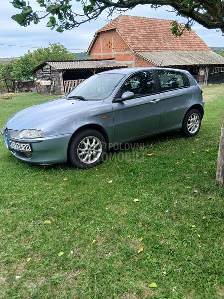 Alfa Romeo 147 