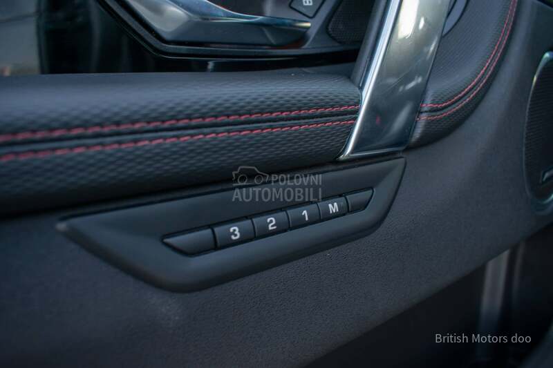 Land Rover Discovery Sport SE  D165