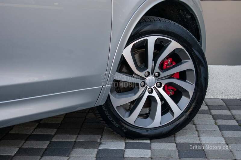 Land Rover Discovery Sport SE  D165