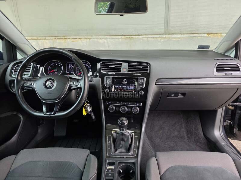 Volkswagen Golf 7 1.4tsi Highline