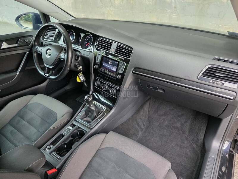 Volkswagen Golf 7 1.4tsi Highline