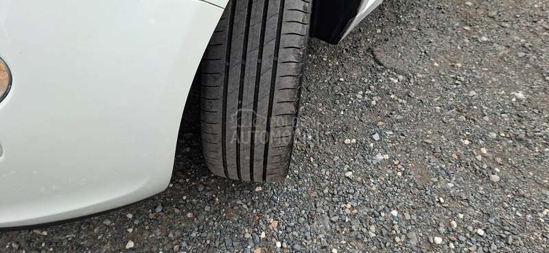 Fiat 500 1.2  8V  N A V I