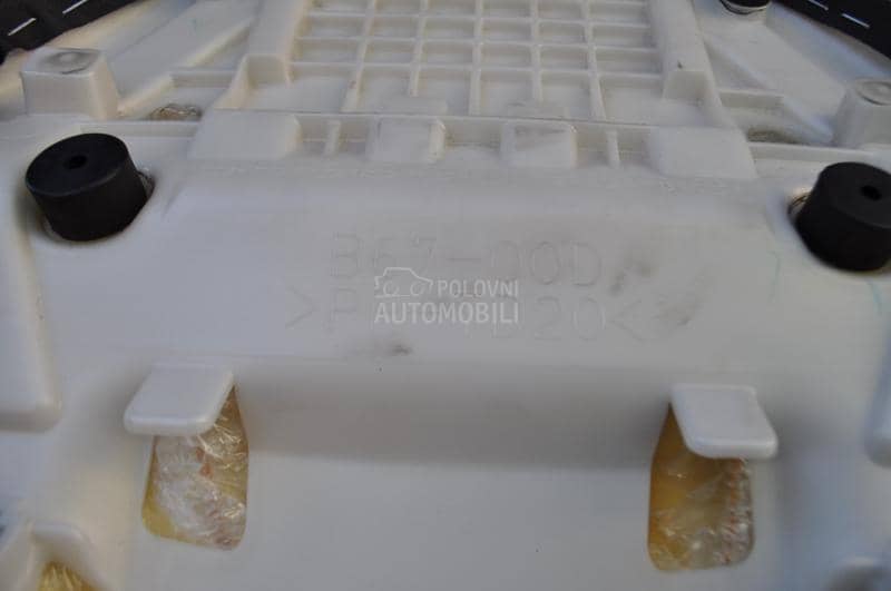 Yamaha MT 10 moto sediste