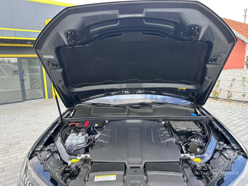 Audi Q7 S line mild hybrid