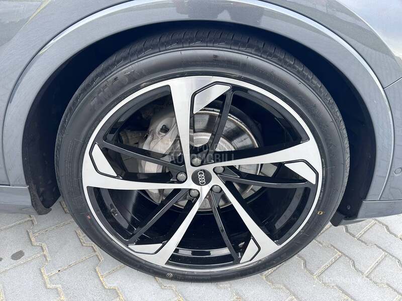 Audi Q7 S line mild hybrid