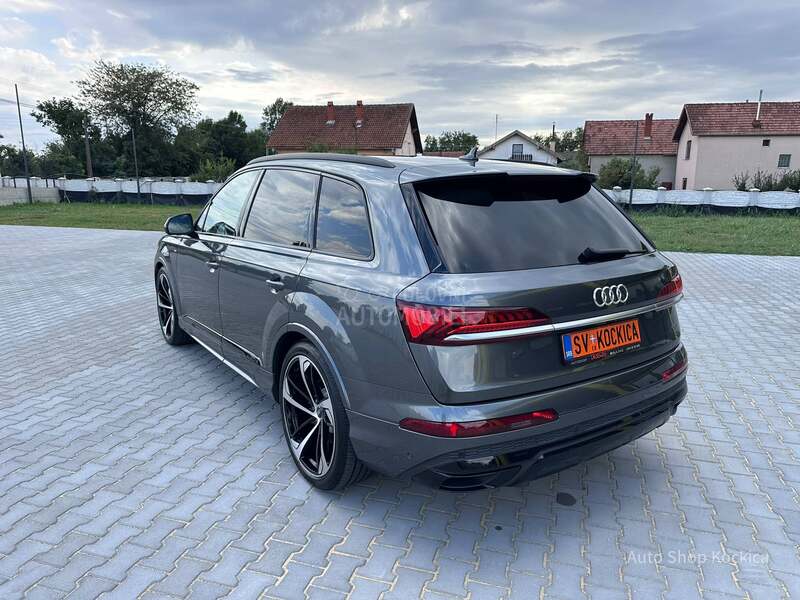 Audi Q7 S line mild hybrid