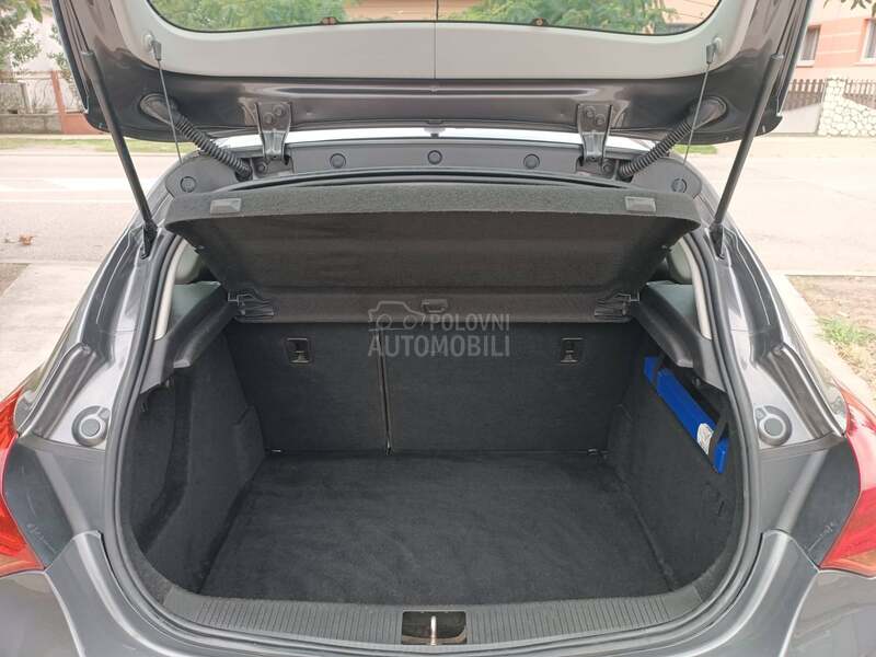 Opel Astra J 1.7 CDTI