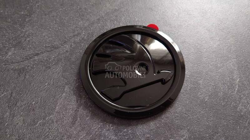 znak 100mm precnika SJAJNO CRN