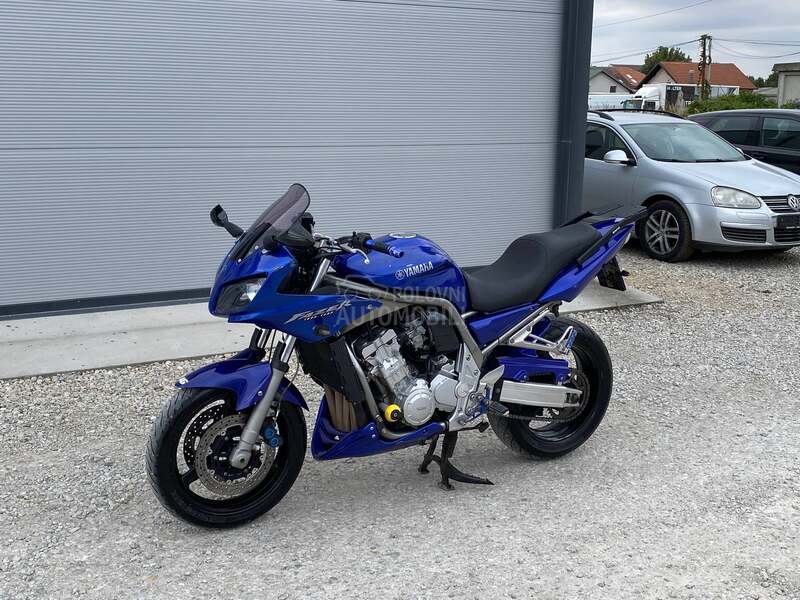 Yamaha FZS 1000