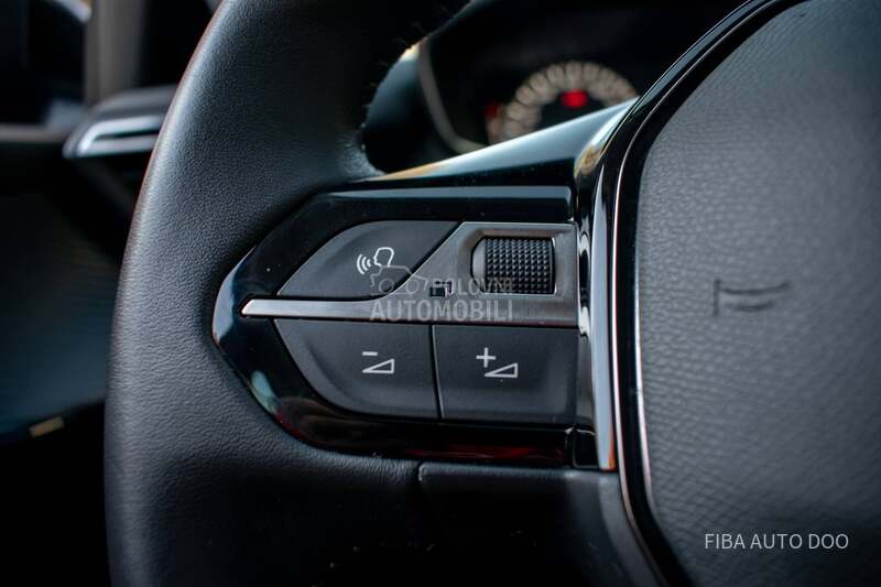 Peugeot 208 1.2 Led Alu Nov