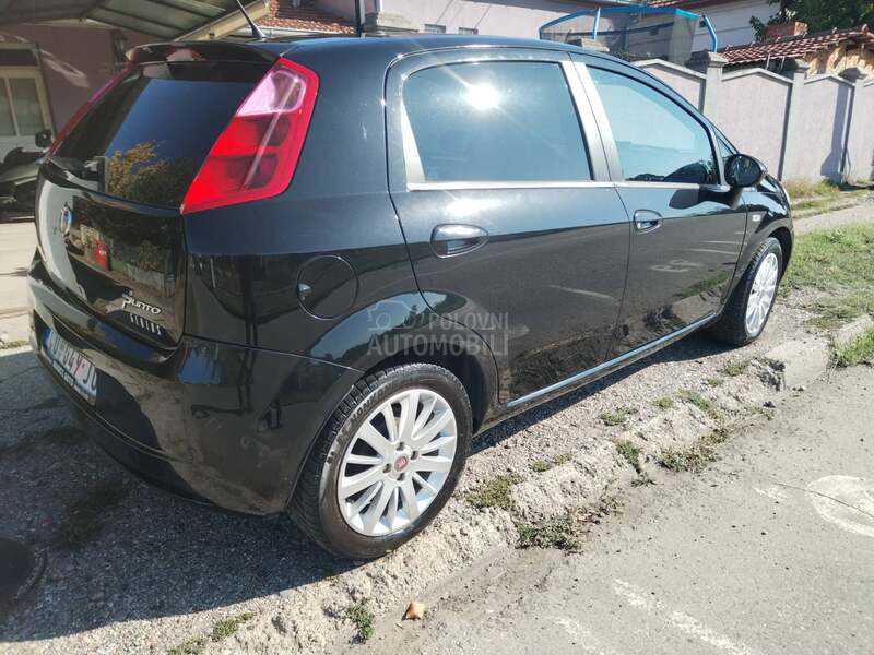 Fiat Grande Punto 1.4 8v