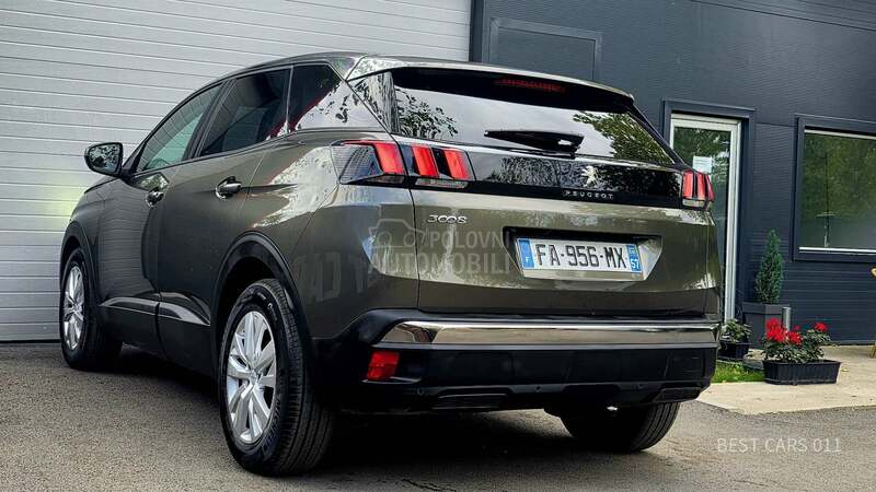 Peugeot 3008 1.5HDI ALLURE/LED