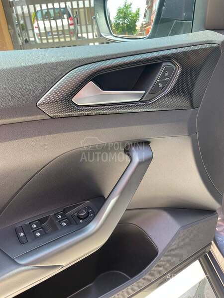 Volkswagen T-Cross 1.0 TSI LIFE