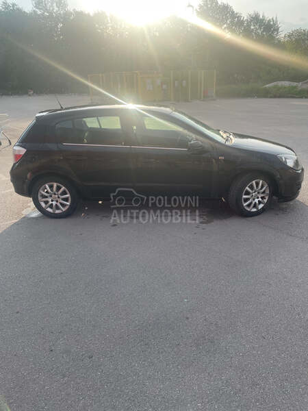 Opel Astra H 1.7 cdti