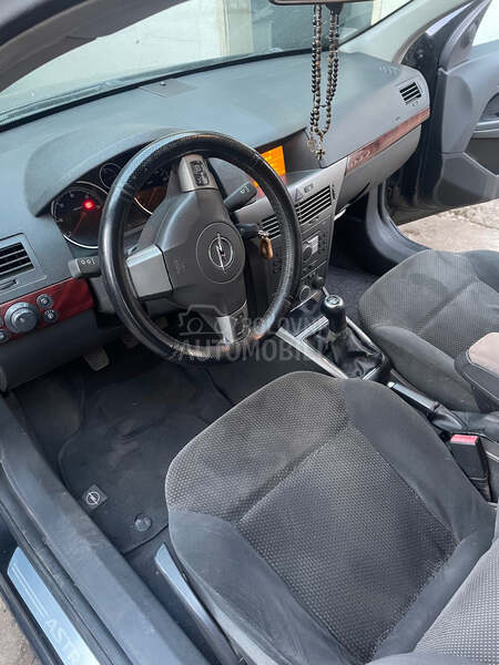 Opel Astra H 1.7 cdti